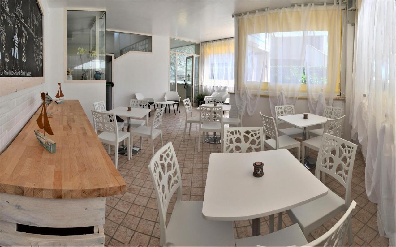 Residence Riviera Alba Adriatica Kültér fotó